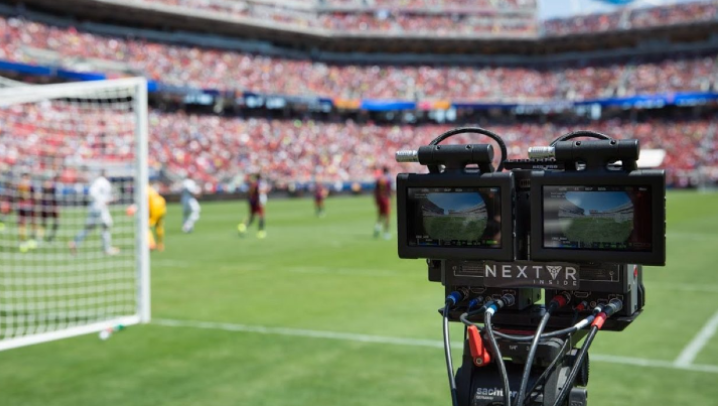 How Overseas Soccer Broadcasting Shapes Fan Communities