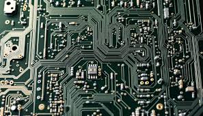 How to Choose the Right PCB Manufacturer for Your Project